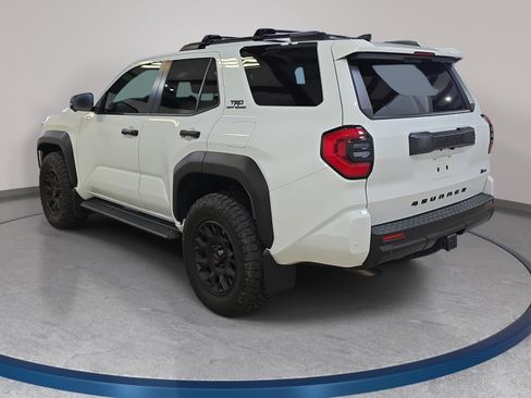 Used 2025 Toyota 4Runner TRD Off-Road Premium AWD/4WD image 8