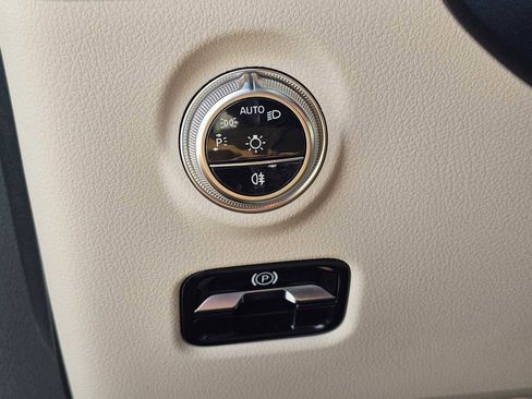 Used 2026 Mercedes-Benz CLE 300 4MATIC Coupe image 29