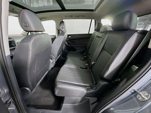 Used 2024 Volkswagen Tiguan Wolfsburg Edition image 27