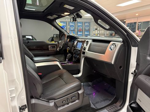 Used 2014 Ford F150 Platinum image 28