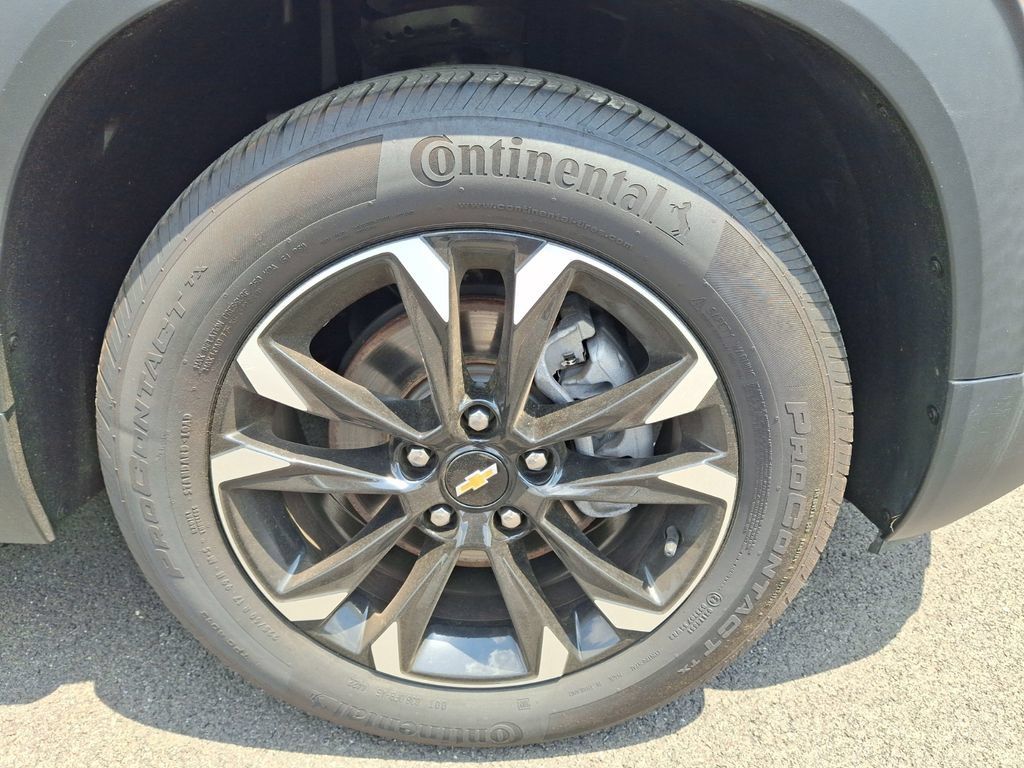 Used 2023 Chevrolet TrailBlazer LT FWD image 11