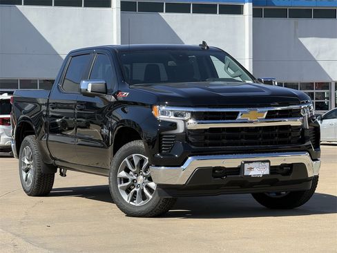 New 2026 Chevrolet Silverado 1500 LT w/ Texas Edition Plus image 2