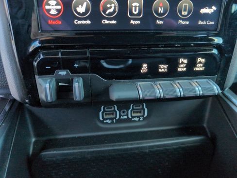 Used 2020 RAM 1500 Laramie w/ Sport Appearance Package image 24