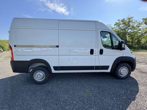 New 2026 RAM ProMaster 3500 w/ Convenience Group FWD image 5
