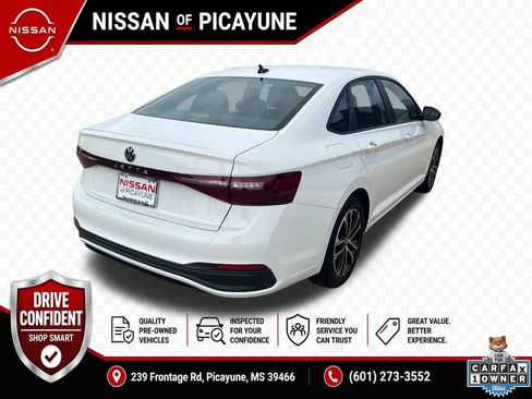Used 2025 Volkswagen Jetta Sport FWD image 5