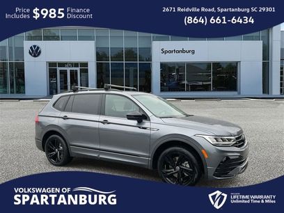 Used 2023 Volkswagen Tiguan SE R-Line