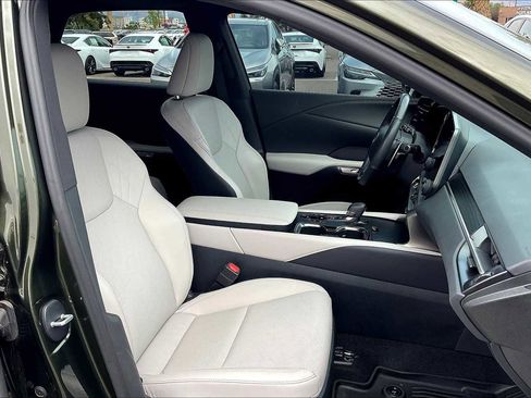 Used 2024 Lexus RX 350 Premium image 8