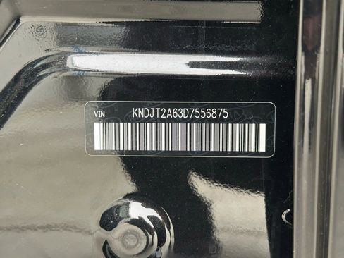 Used 2013 Kia Soul + w/ Audio Pkg image 26