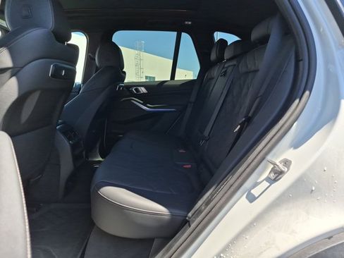 Used 2025 BMW X5 xDrive40i w/ Premium Package AWD/4WD image 14