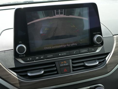 Used 2025 Nissan Altima 2.5 SV image 20