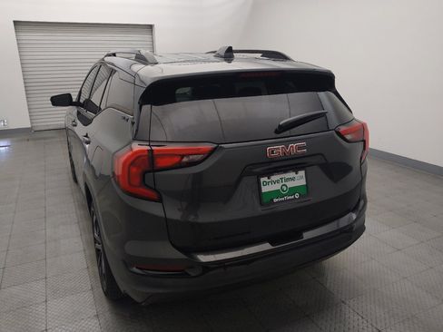 Used 2020 GMC Terrain SLE w/ Elevation Edition FWD image 6