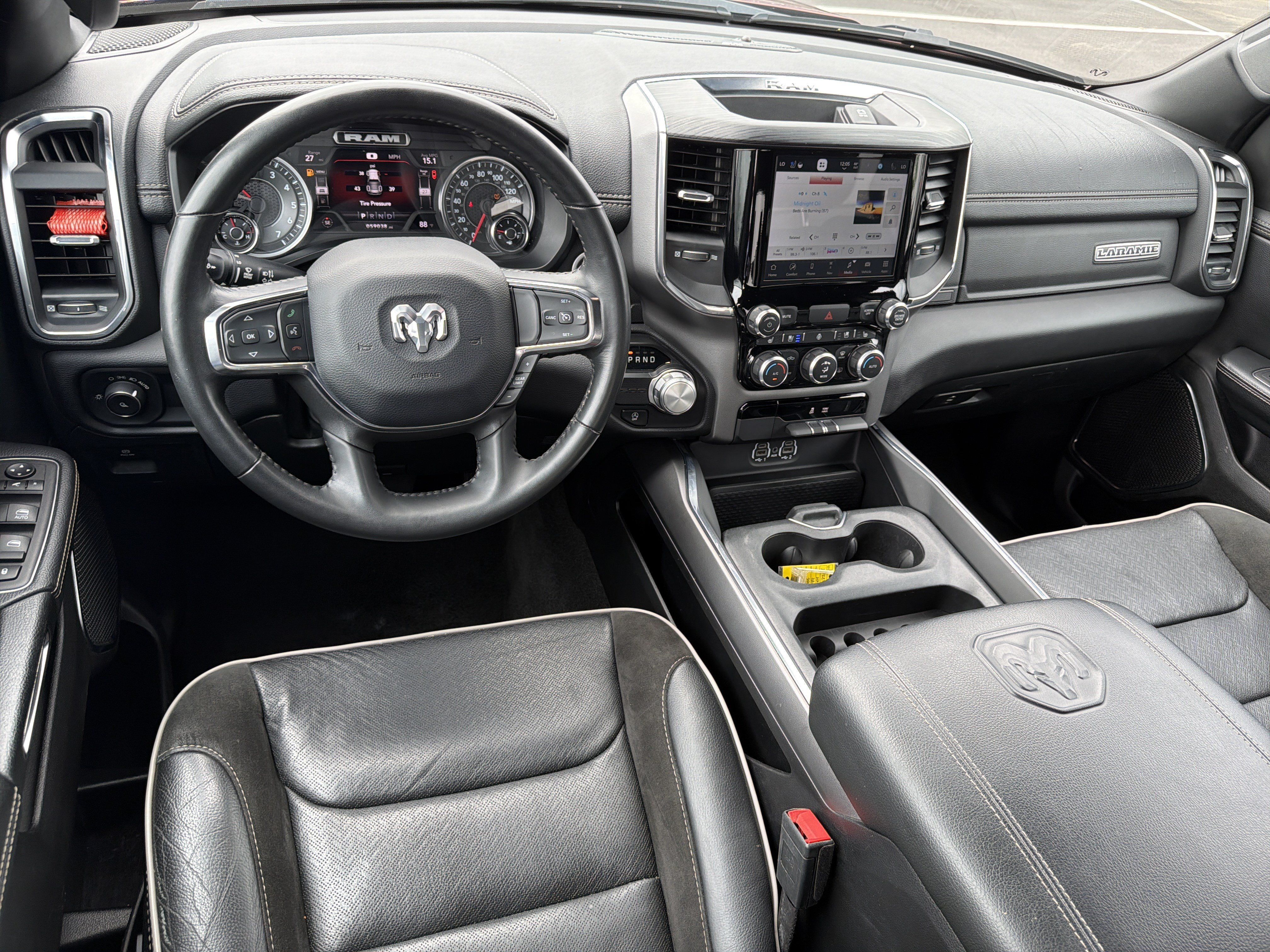 Used 2024 RAM 1500 Laramie RWD image 21
