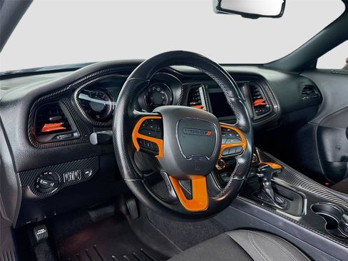 Used 2020 Dodge Challenger SXT w/ Blacktop Package RWD image 9