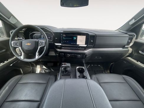 Used 2024 Chevrolet Silverado 1500 LTZ image 13