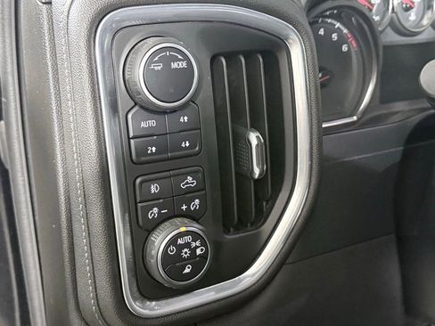 Used 2022 Chevrolet Silverado 1500 LTZ AWD/4WD image 19