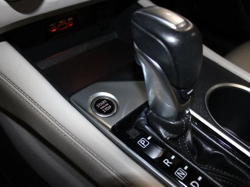 Used 2019 Nissan Altima 2.5 Platinum FWD image 20