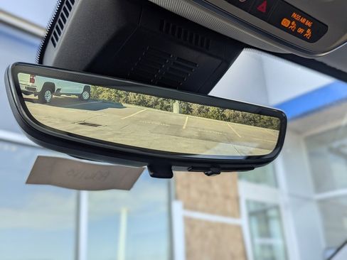 New 2026 GMC Terrain Denali w/ LPO, Floor Liner Package image 29