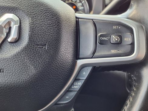 Used 2024 RAM 2500 Big Horn AWD/4WD image 17