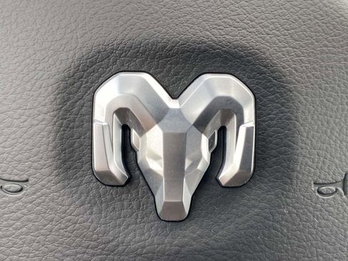 New 2026 RAM 1500 Express AWD/4WD image 28