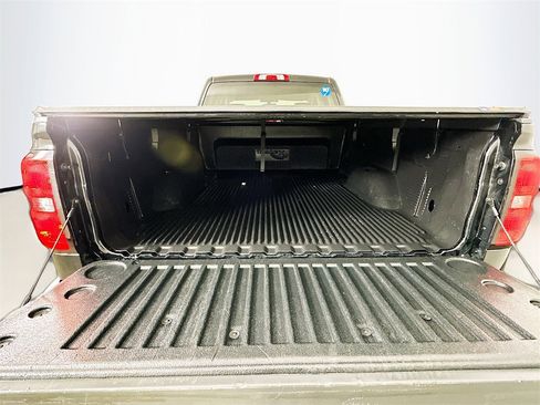 Used 2018 Chevrolet Silverado 1500 LT image 28