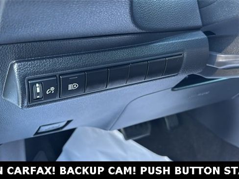 Used 2024 Toyota Corolla SE image 8