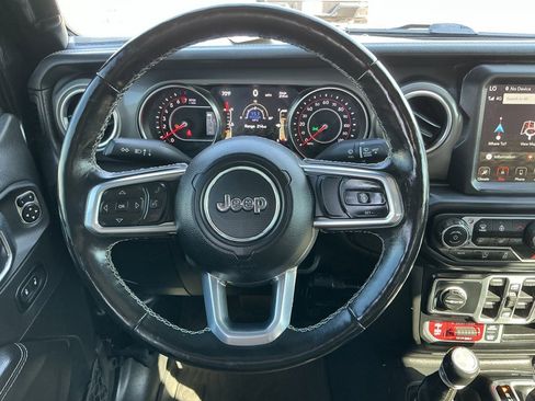 Used 2022 Jeep Gladiator Rubicon w/ Cold Weather Group image 33