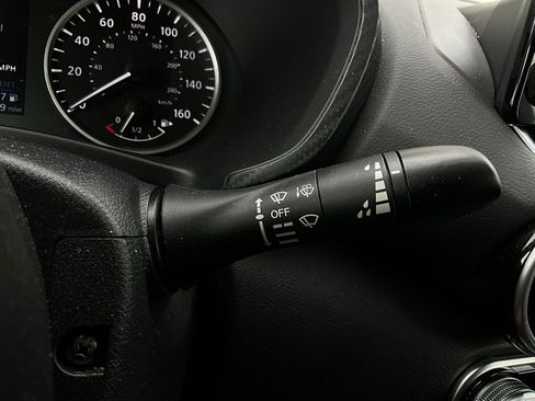 Used 2025 Nissan Sentra S image 32