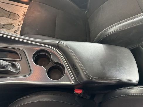 Used 2018 Dodge Challenger GT w/ GT Interior Package image 32