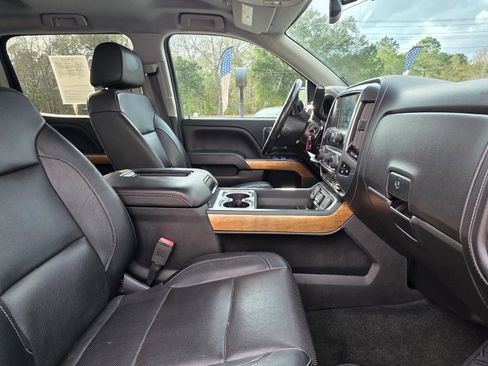 Used 2018 Chevrolet Silverado 1500 LTZ w/ LTZ Plus Package image 14