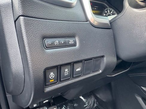 Used 2018 Nissan Murano Platinum image 22