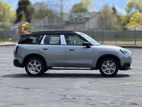 New 2026 MINI Cooper Countryman S image 4