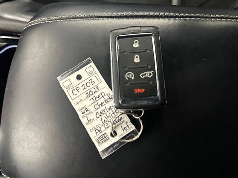 Used 2023 Jeep Grand Cherokee L Overland image 40