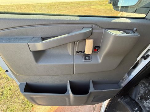 New 2025 Chevrolet Express 3500 Extended w/ Driver Convenience Package image 10