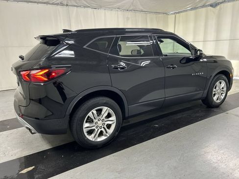 Used 2019 Chevrolet Blazer LT AWD/4WD image 2