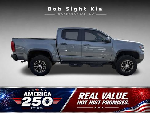 Used 2022 Chevrolet Colorado ZR2 AWD/4WD image 16