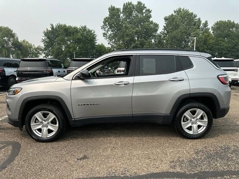 Used 2022 Jeep Compass Latitude w/ Convenience Group AWD/4WD image 7