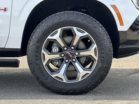 New 2026 GMC Yukon XL AT4 Ultimate image 32