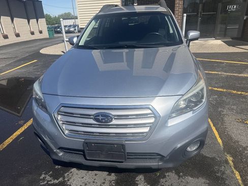 Used 2016 Subaru Outback 2.5i Premium AWD/4WD image 1