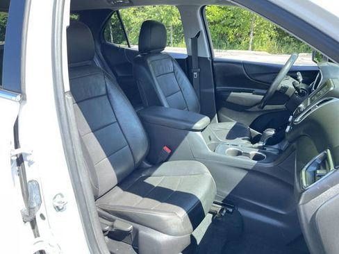 Used 2020 Chevrolet Equinox LT w/ Sport Edition FWD image 26