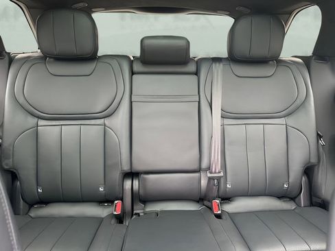 Used 2023 Land Rover Range Rover Sport First Edition image 12