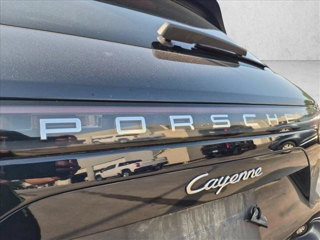 Used 2019 Porsche Cayenne AWD/4WD image 13
