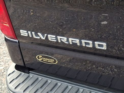Used 2023 Chevrolet Silverado 1500 LT image 29