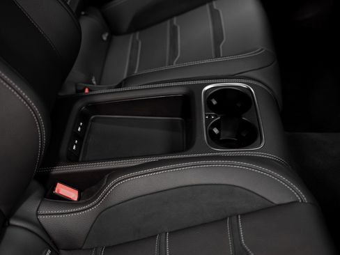 Used 2021 Mercedes-Benz AMG GT 43 image 79