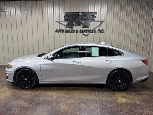 Used 2020 Chevrolet Malibu LT FWD image 3