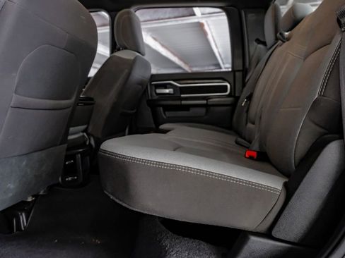 Used 2024 RAM 2500 Big Horn image 37