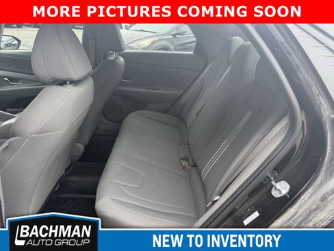 Certified 2023 Hyundai Elantra SEL w/ Convenience Package FWD image 8