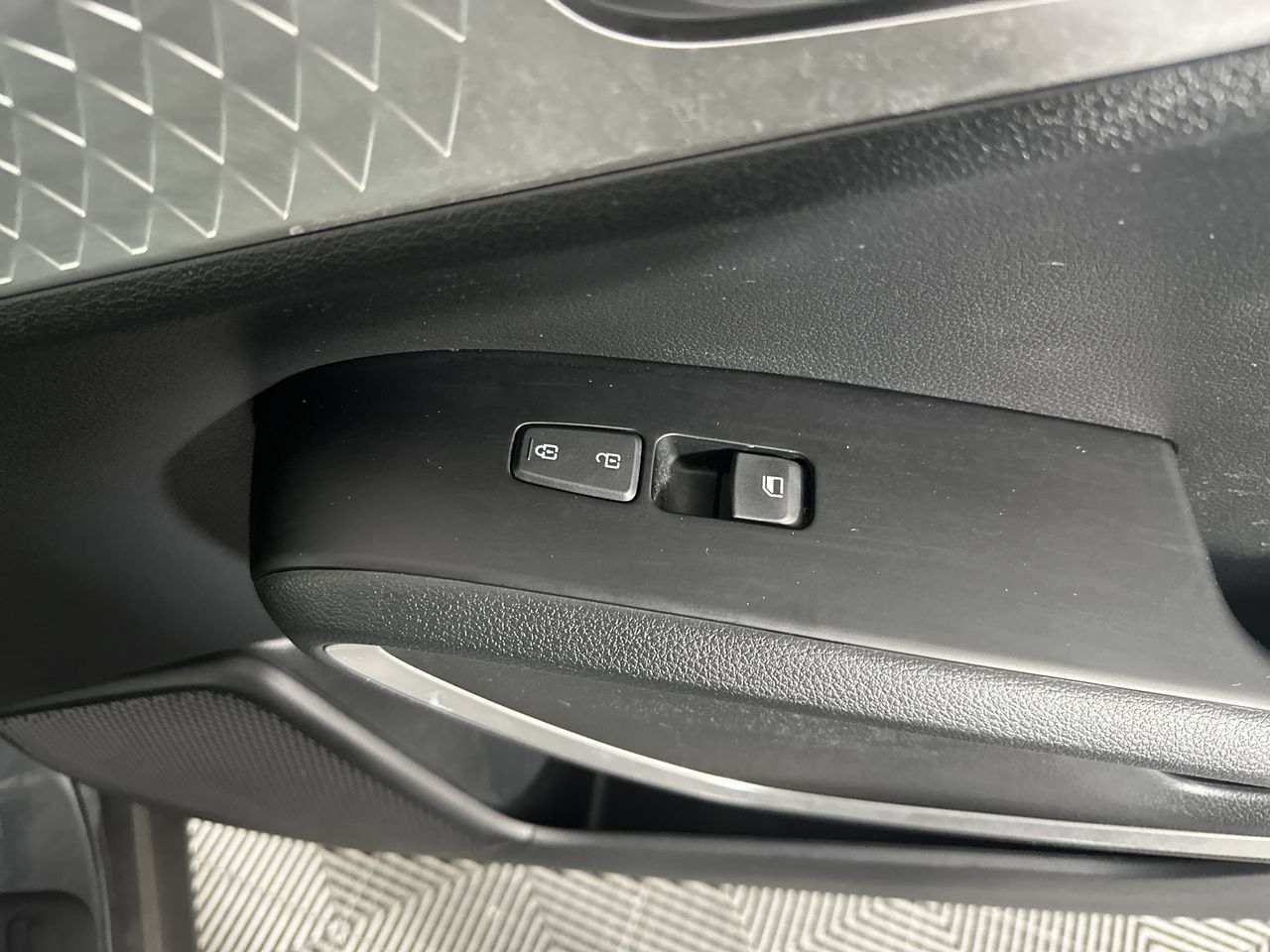 Certified 2023 Kia Soul S FWD image 13