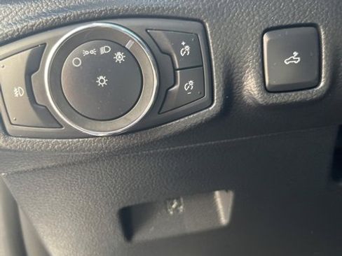 Used 2020 Ford Ranger XLT w/ Equipment Group 301A Mid image 16