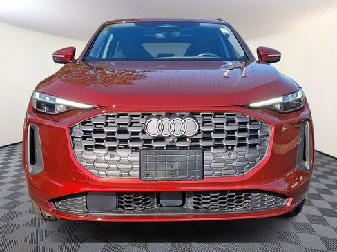 Certified 2025 Audi Q5 Premium Plus AWD/4WD image 2