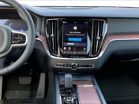 New 2026 Volvo V60 B5 Cross Country Plus w/ Climate Package image 9